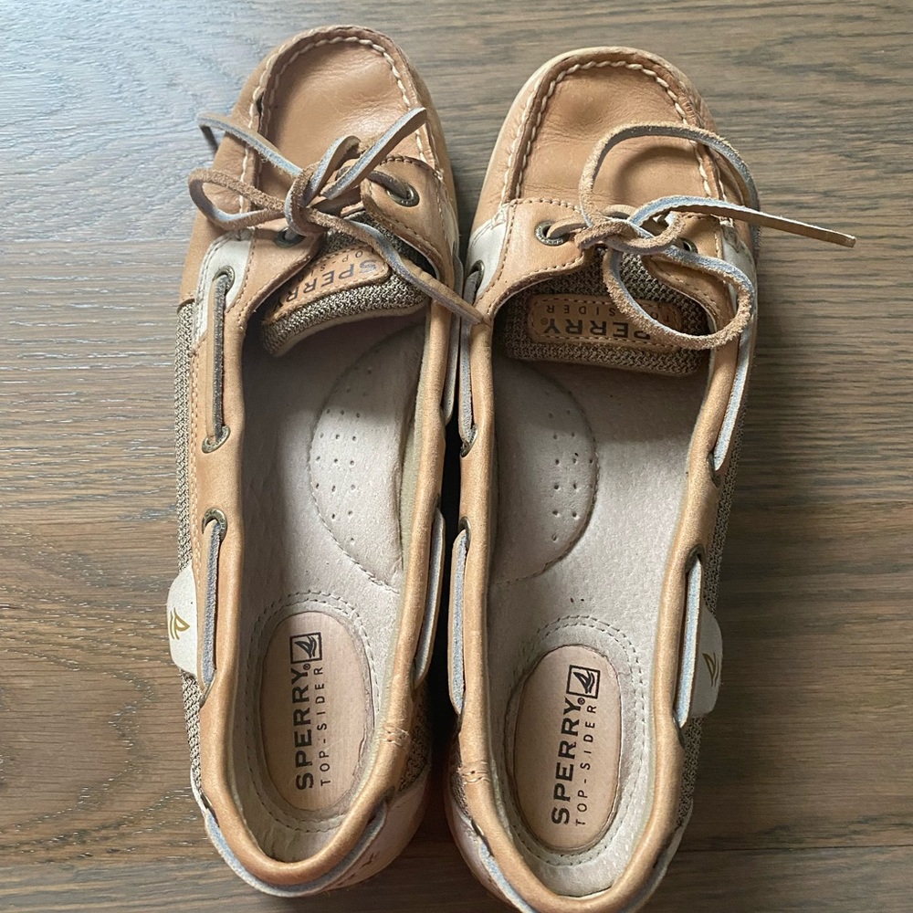Sperry loafers size 8